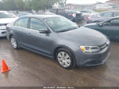 VOLKSWAGEN JETTA 2013