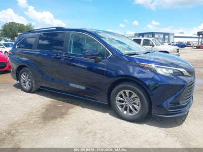 TOYOTA SIENNA 2022