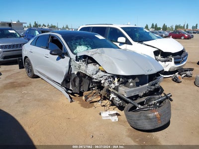 KIA K5 2023