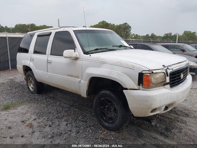 CADILLAC ESCALADE 2000