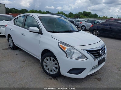 NISSAN VERSA 2015