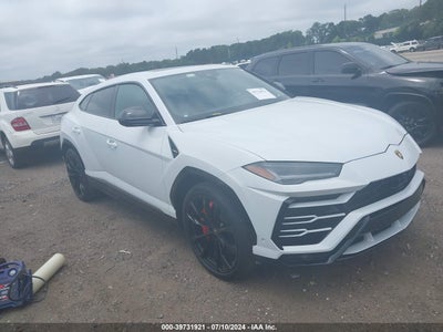 LAMBORGHINI URUS 2020