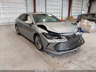 TOYOTA AVALON 2019