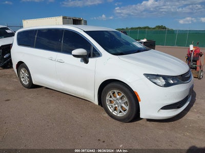 CHRYSLER PACIFICA 2017