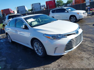Toyota Avalon Hybrid 2018