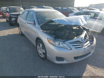 TOYOTA CAMRY 2010