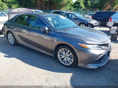 TOYOTA CAMRY HYBRID 2019
