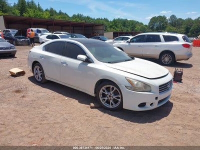 NISSAN MAXIMA 2013