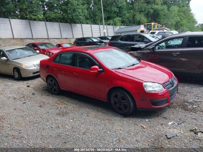 VOLKSWAGEN JETTA 2010