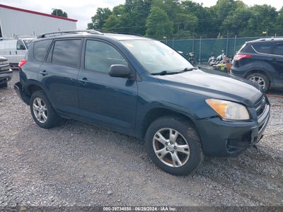 TOYOTA RAV4 2011
