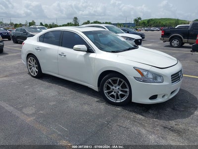 NISSAN MAXIMA 2011