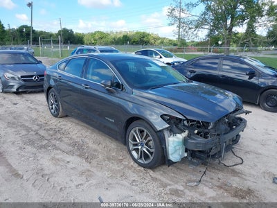 FORD FUSION HYBRID 2019