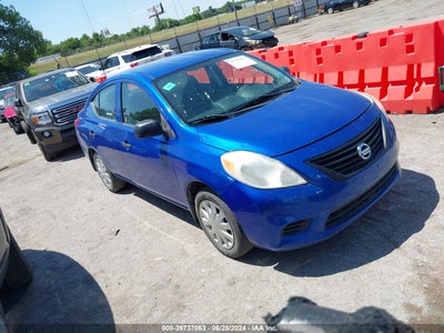 NISSAN VERSA 2012