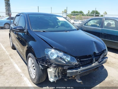 VOLKSWAGEN GOLF 2014