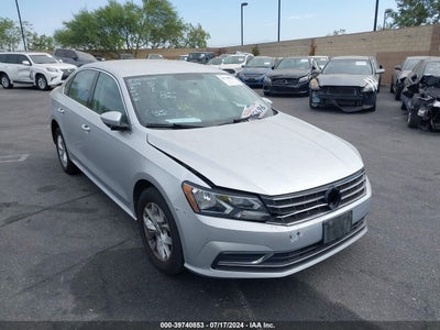 VOLKSWAGEN PASSAT 2016