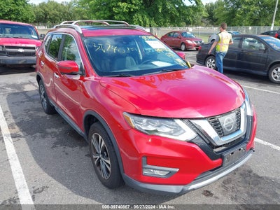 NISSAN ROGUE 2017