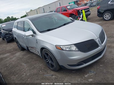 LINCOLN MKT 2013