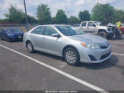TOYOTA CAMRY 2014