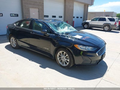 FORD FUSION HYBRID 2019