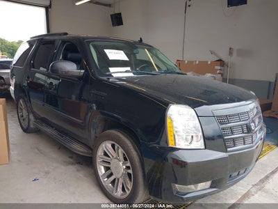CADILLAC ESCALADE 2010