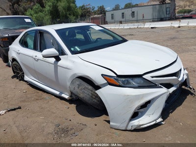 TOYOTA CAMRY 2019