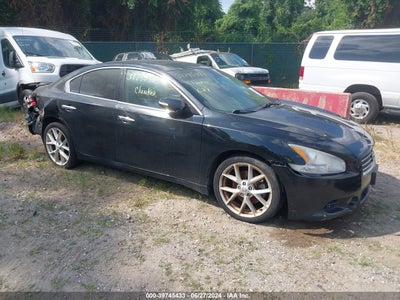 NISSAN MAXIMA 2009