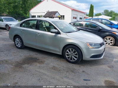 VOLKSWAGEN JETTA 2011