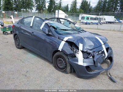 HYUNDAI ACCENT 2012