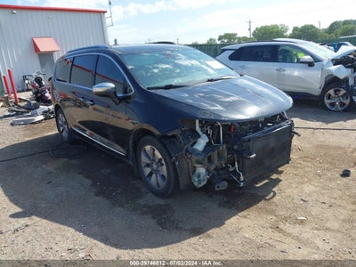 CHRYSLER PACIFICA HYBRID 2018