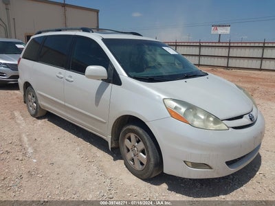 TOYOTA SIENNA 2006
