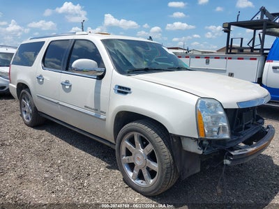 CADILLAC ESCALADE ESV 2014