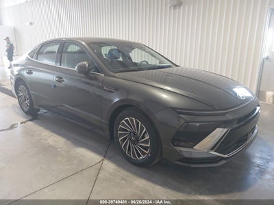 HYUNDAI SONATA HYBRID 2024