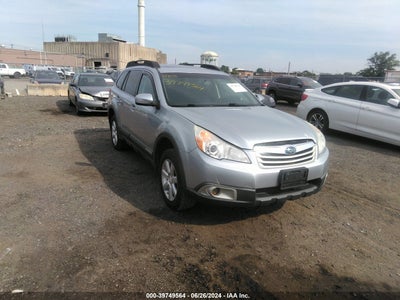 SUBARU OUTBACK 2012