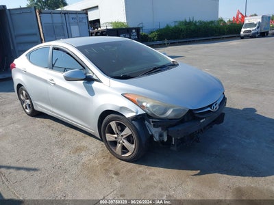 HYUNDAI ELANTRA 2013