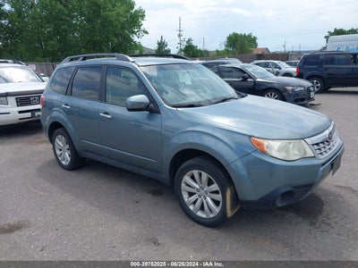 SUBARU FORESTER 2012
