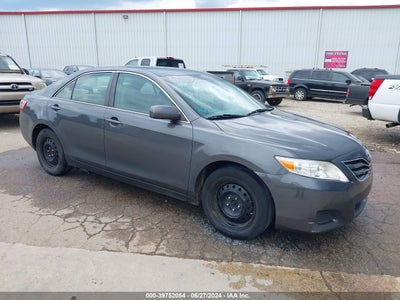 TOYOTA CAMRY 2011