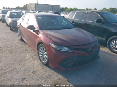 TOYOTA CAMRY 2018