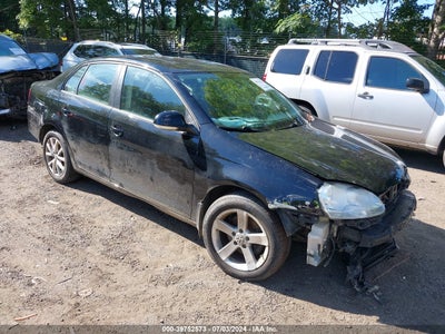VOLKSWAGEN JETTA 2010