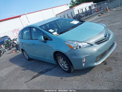 TOYOTA PRIUS V 2014