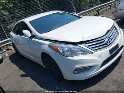 HYUNDAI AZERA 2012