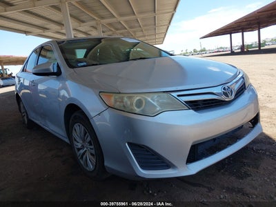 TOYOTA CAMRY 2012