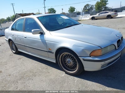 BMW 528I 2000