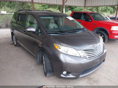 TOYOTA SIENNA 2014