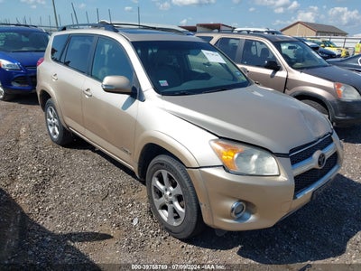 TOYOTA RAV4 2011