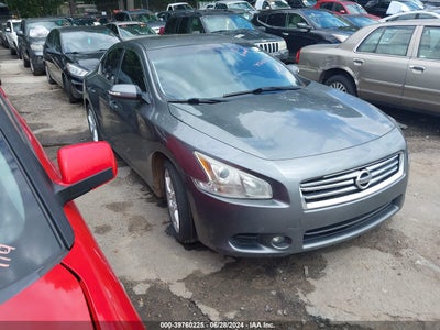 NISSAN MAXIMA 2014