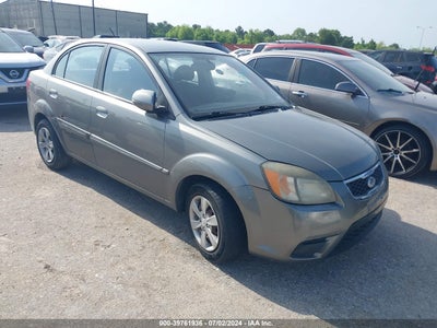 KIA RIO 2010