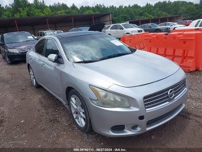 NISSAN MAXIMA 2011