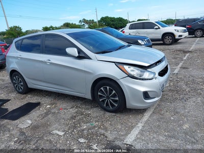 HYUNDAI ACCENT 2013
