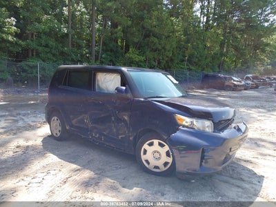 SCION XB 2013