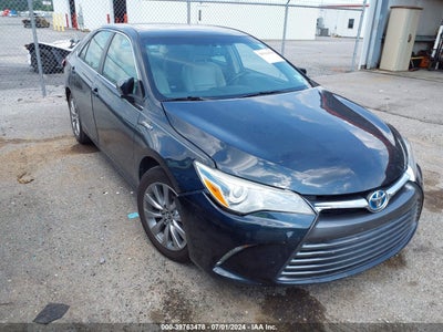 TOYOTA CAMRY HYBRID 2015